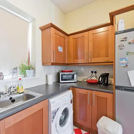 Quiet 1 Bedroom Escape In City Centre Hilr24 * Dublin