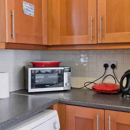 Quiet 1 Bedroom Escape In City Centre Hilr24 Apartment